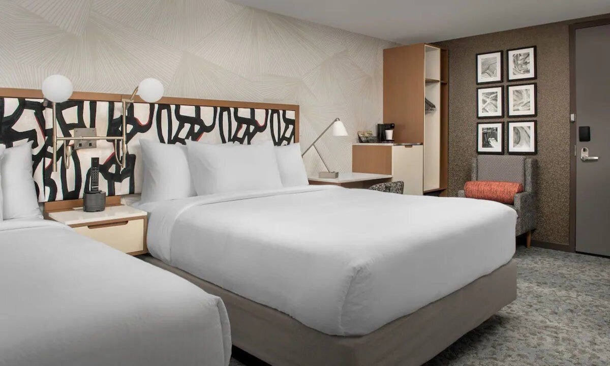 Queens Hotel | Marriott Queens | 2 Queen Suite | Free hot breakfast, 24hr gym | 2 Units