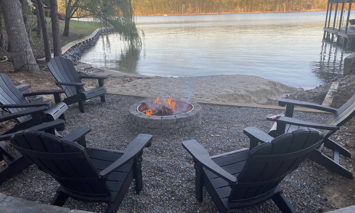 Pleasure Point House | Mid-lake spacious cottage w/amazing views, deep water, protected swimming area.