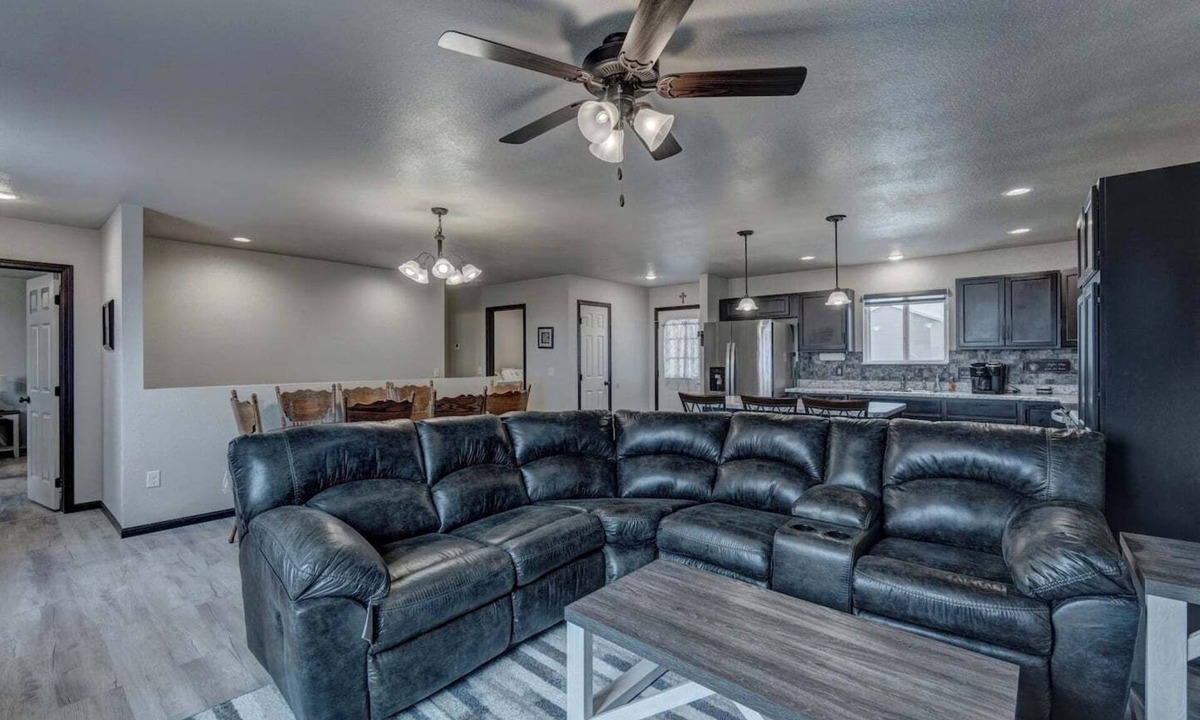 Rapid City House | Mini-Rushmore, Lots of Street Parking!