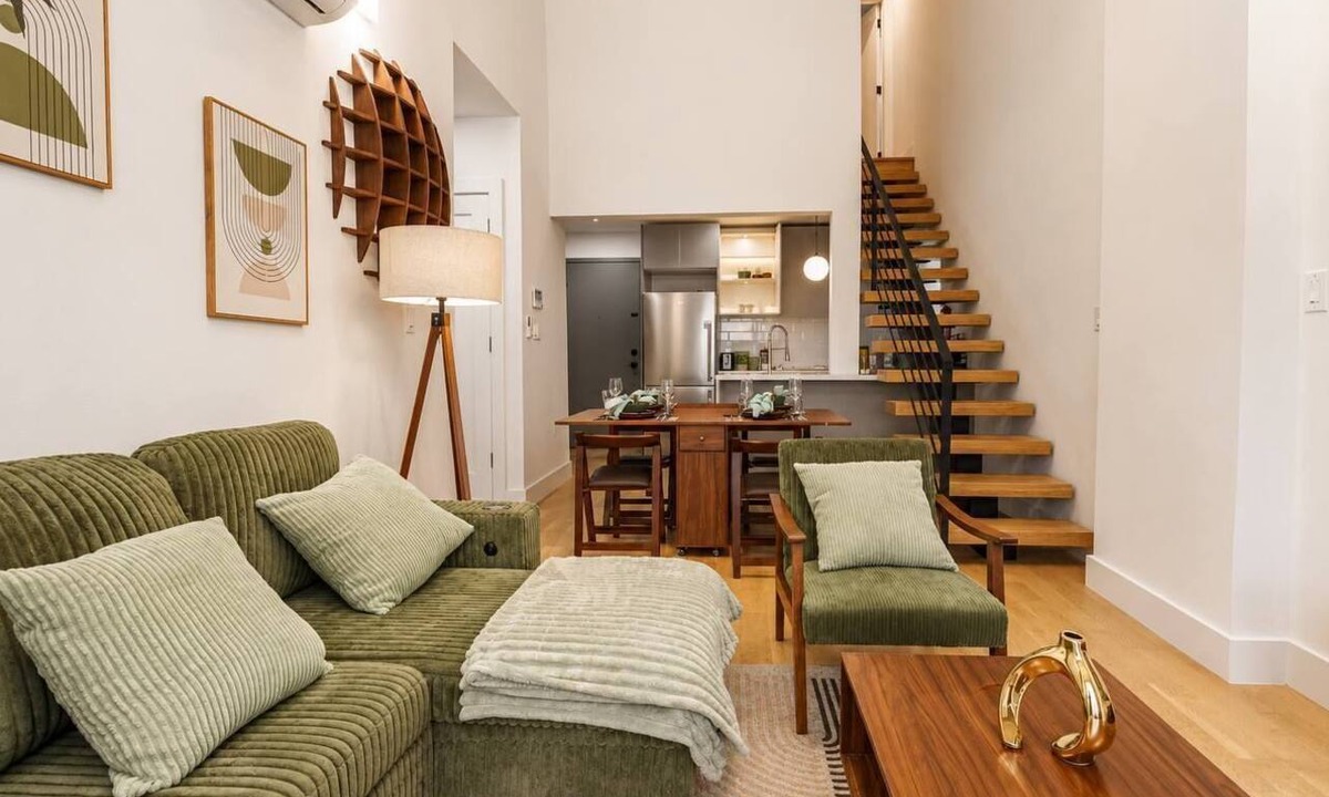 Bushwick Apartment | Mixed Modern Hideaway: Cozy 1BR & Balcony