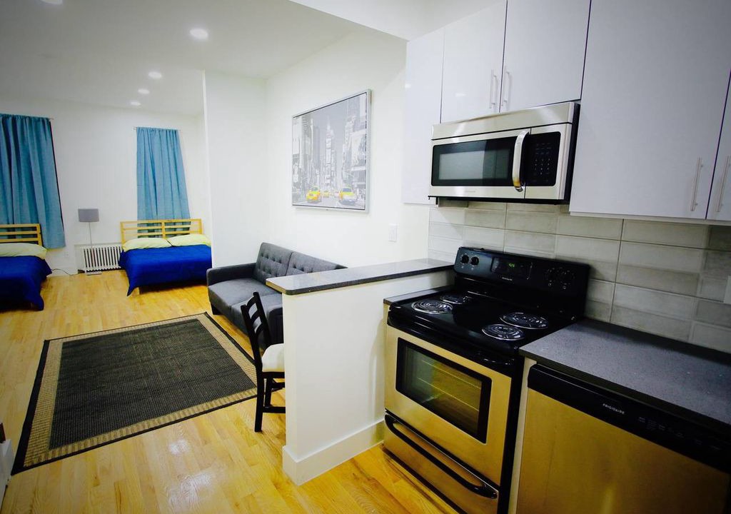 Clinton Hill Condo | Modern 2 Bedroom 2 Bathroom in Clinton Hill
