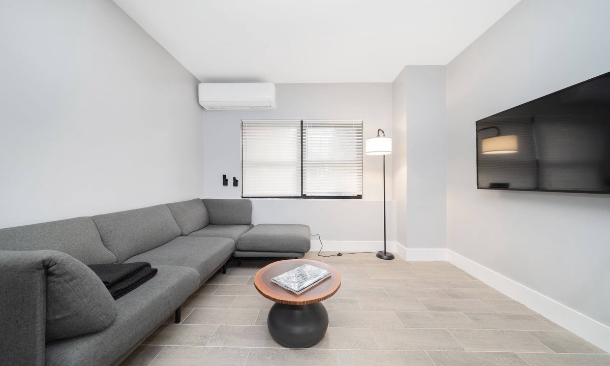 Ocean Hill House | Modern 2BR Loft Feel Classic Brooklyn Charm