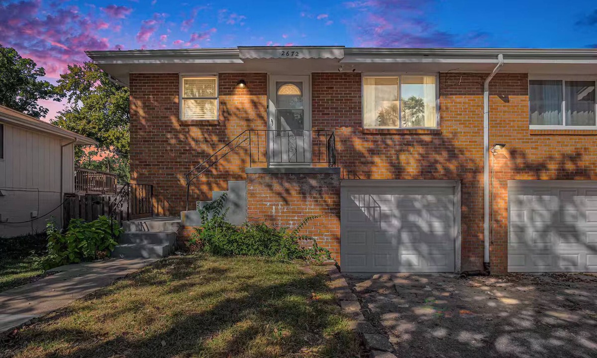 North Central Omaha House | Modern 4BR NW Omaha, Garage, Fenced Yard, EV Charger, W/D, Pet-Friendly