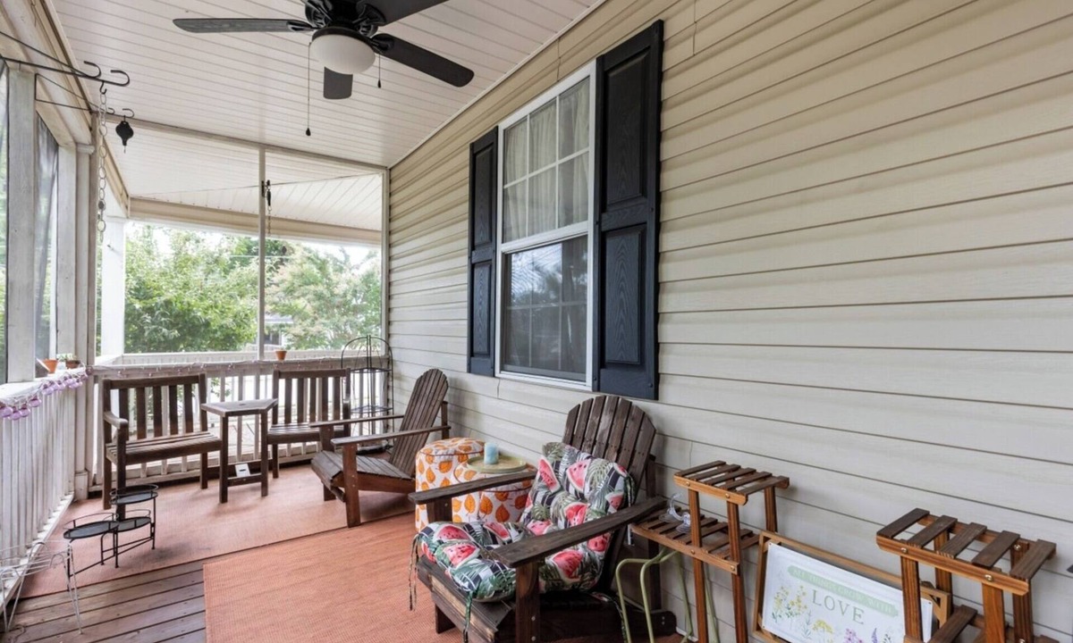 Spartanburg House | Modern Estate Front Porch Outdoor Seating