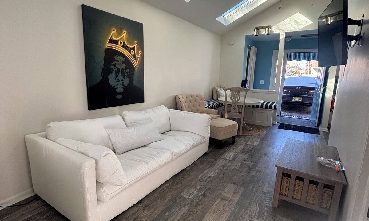 Manasquan Cottage | Modern Manasquan, NJ Perfect Beach Cottage 5 min from beach!