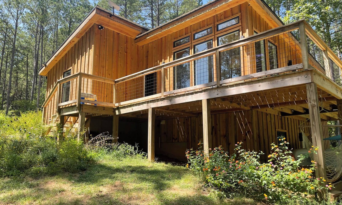 Braswell Cabin | Modern, woodsy 2-bedroom cabin for pet-friendly, family-friendly, cozy getaways