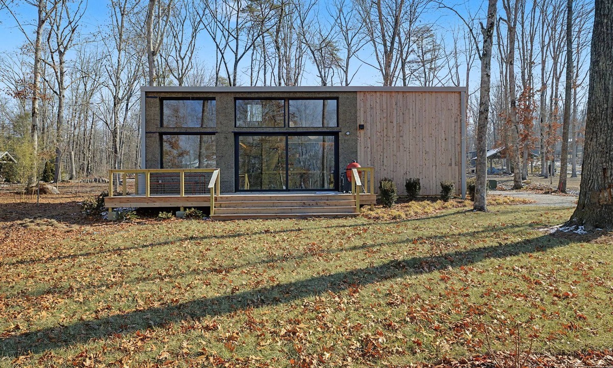 Tracy City Cabin | Mori House at The Retreat at Water's Edge
