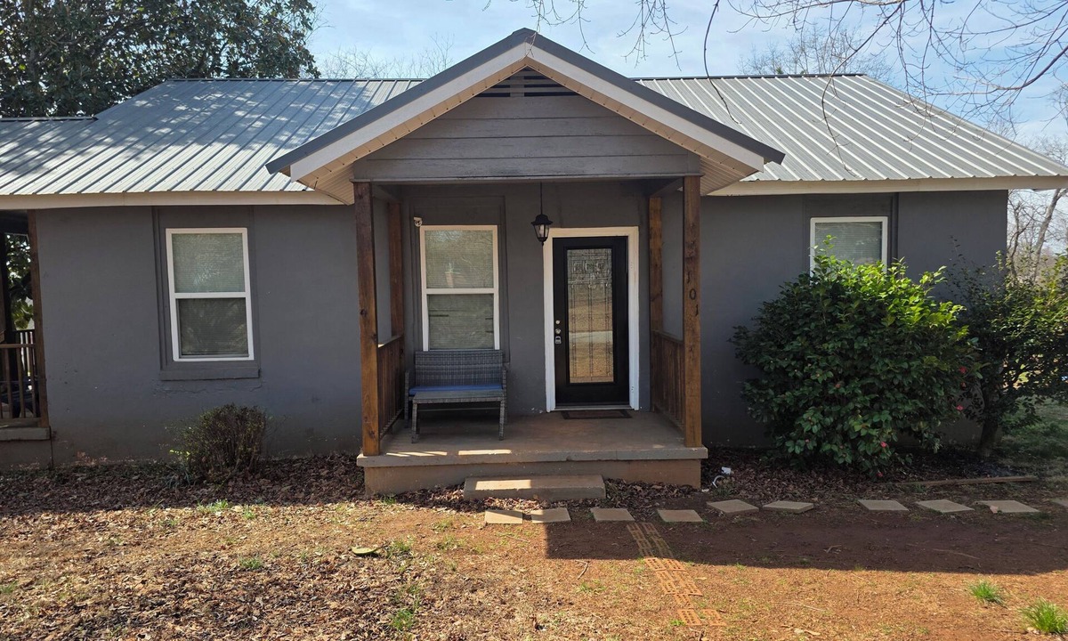Startex House | Most Convenient location in Spartanburg.