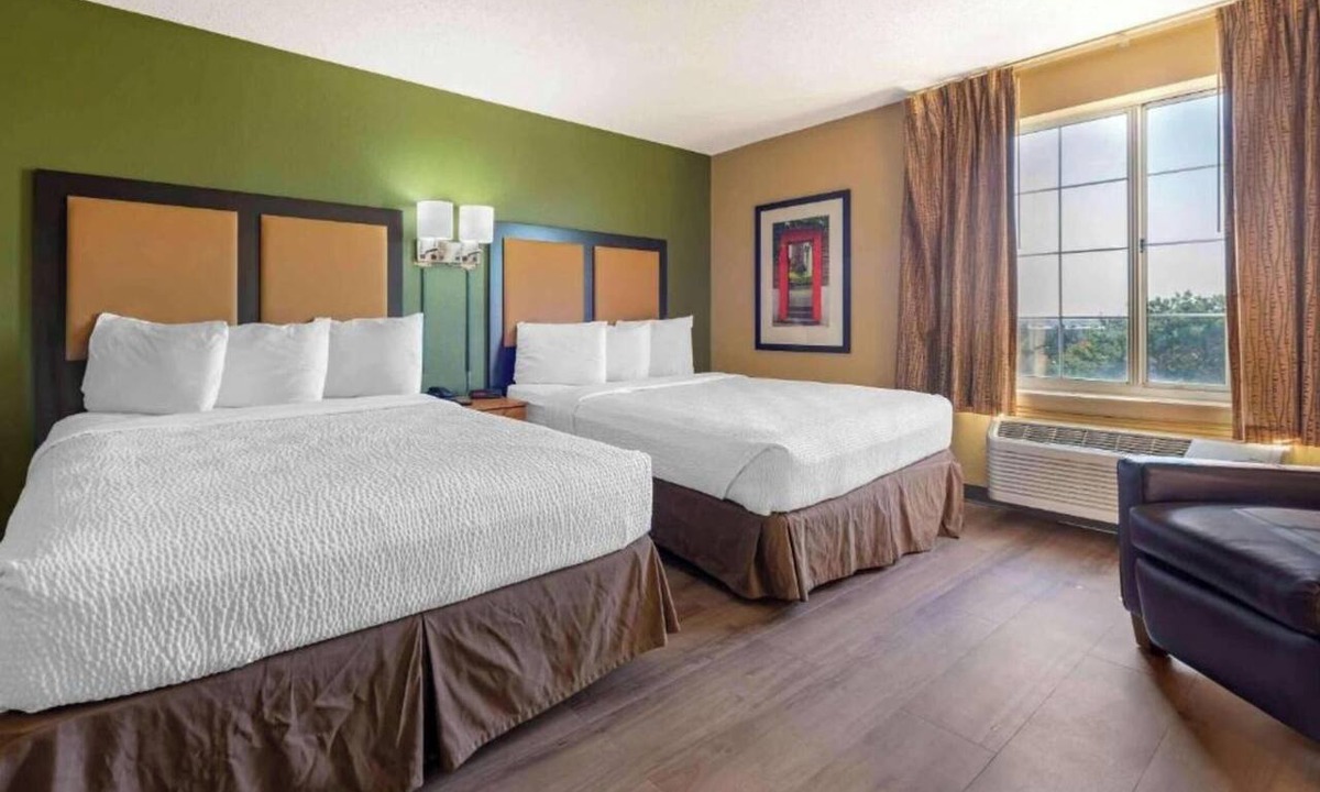 Eagan Hotel | Motel 6 Minneapolis Airport Eagan North MN