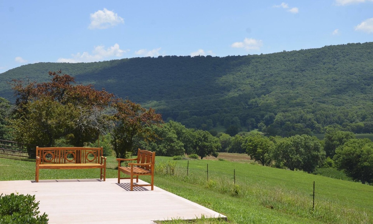 Chickamauga Cottage | Mountain Cove Farms Resort
