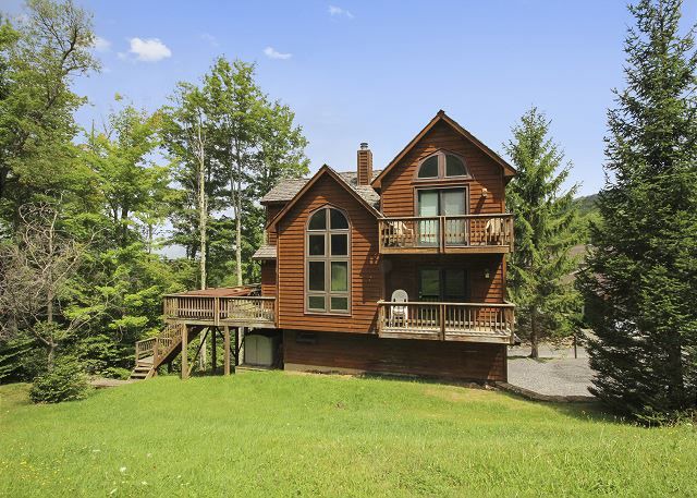 Northface House | Mountain Near House Located on Famous Salamander Trail!
