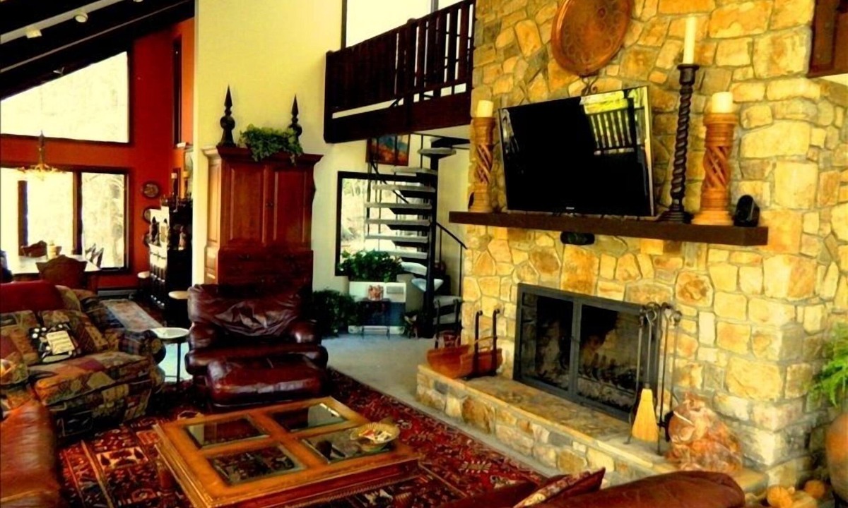 Grandfather House | Mountain Paradise inside Grandfather Golf and Country Club Resort