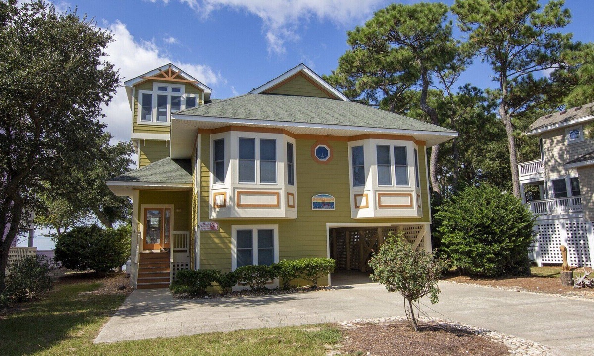Currituck County House | MS19, Sound Decision- Soundfront, Sound Views, Private Pool, Hot Tub, Private Pier