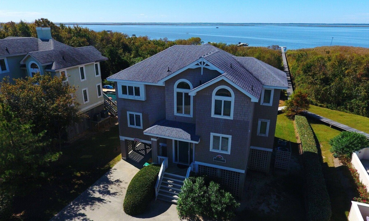 Currituck County House | MS6, Somerset- Soundfront, Sound Views, Hot Tub, Soundfront Dock