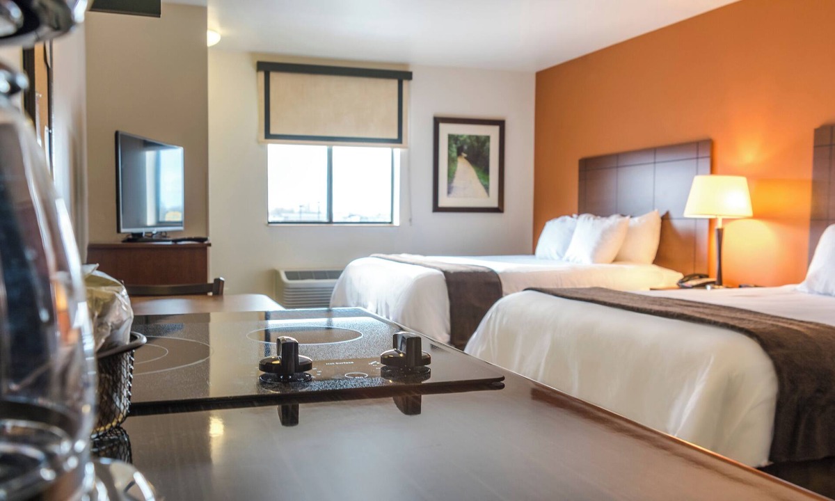 Council Bluffs Hotel | My Place Hotel - Council Bluffs/Omaha East, IA