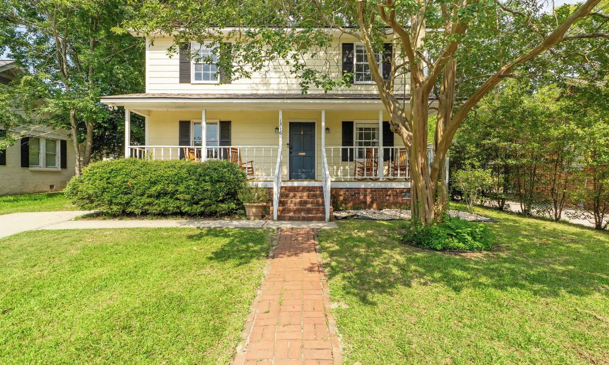 Columbia House | Near USC & Downtown Fire Pit Dog Friendly