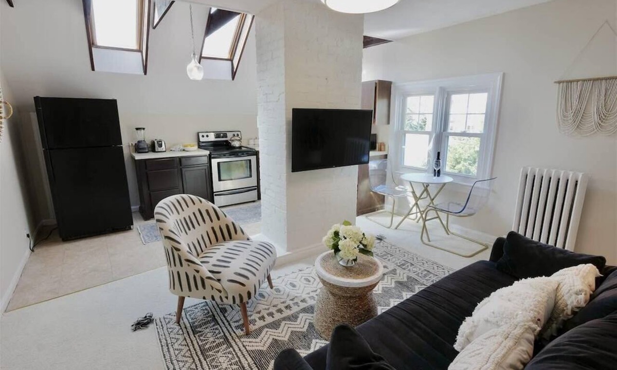 16th Street Heights House | NEW! Cabin in the Clouds Easy Downtown Access w Parking!