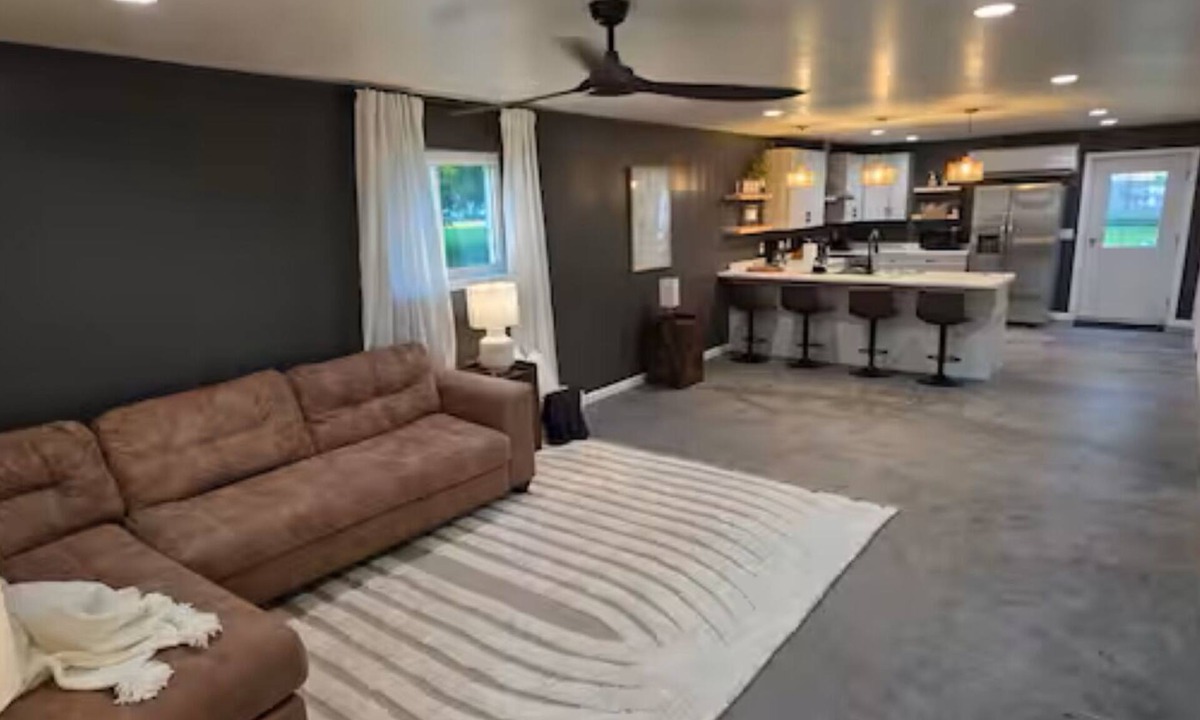 Pocahontas House | New Construction Home - Sleeps 6, Pocahontas, Iowa