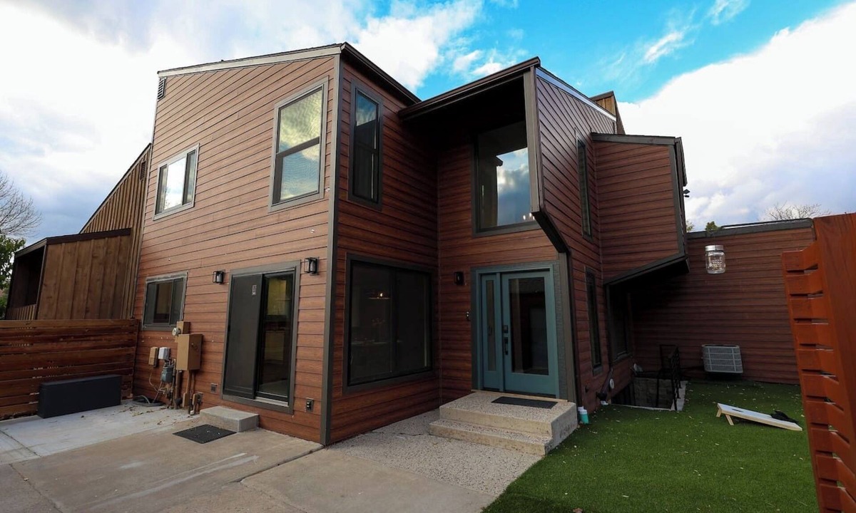 Rapid City House | NEW: Luxe on West Park at Canyon Lake