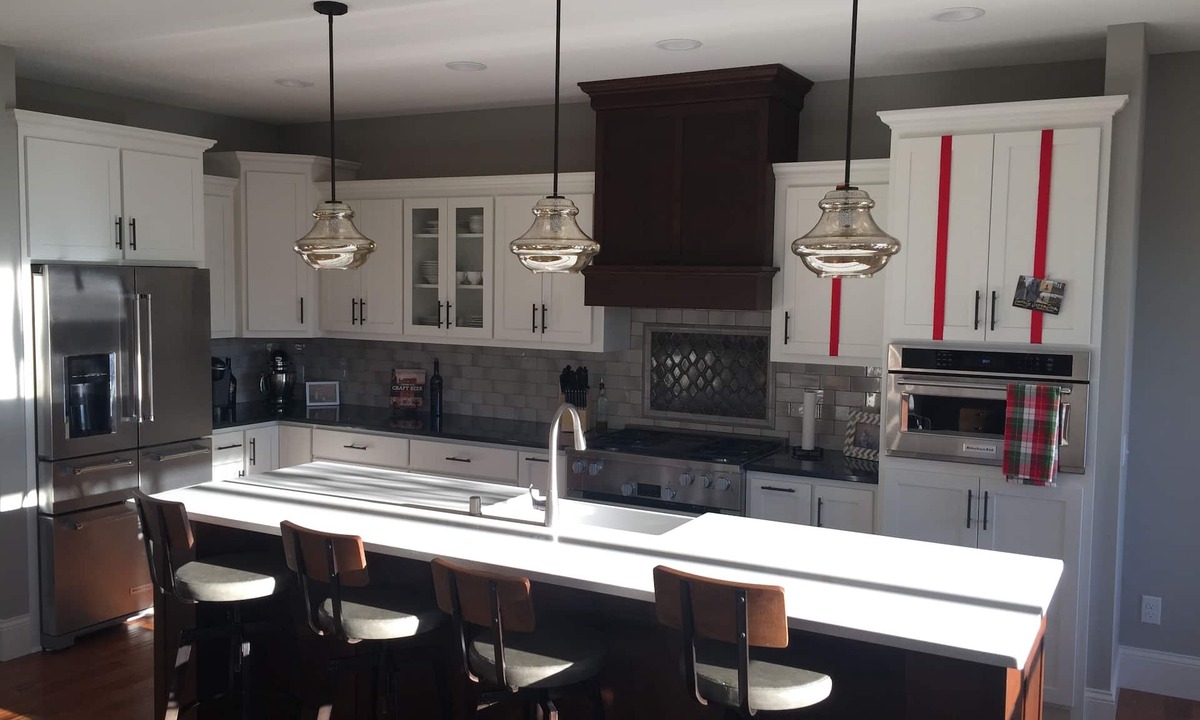 Lakeville House | New Luxury Home With Huge Wet Bar Ready for Super Bowl LII