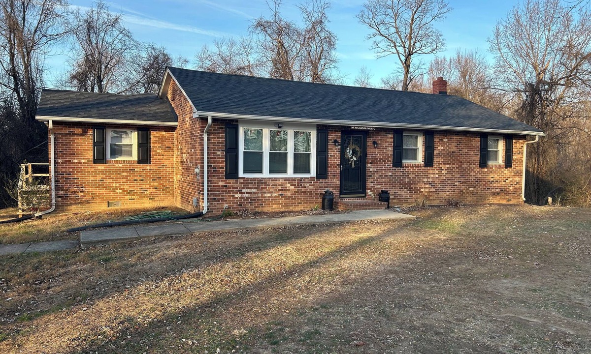 Magnolia House | Newly renovated single family home with attached guest suite