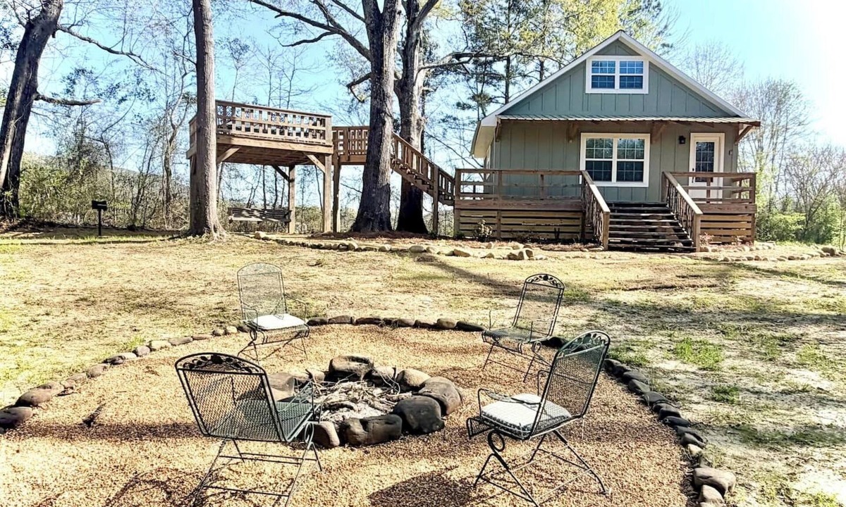 Cedar Bluff Cabin | Oak Cabin @ Little River Hideout - Two Story Cabin w/Huge Deck Overlooking River