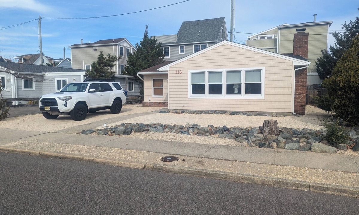 Dover Beaches North House | Ocean Beach Shores Family/Pet Friendly Shore Vacation
