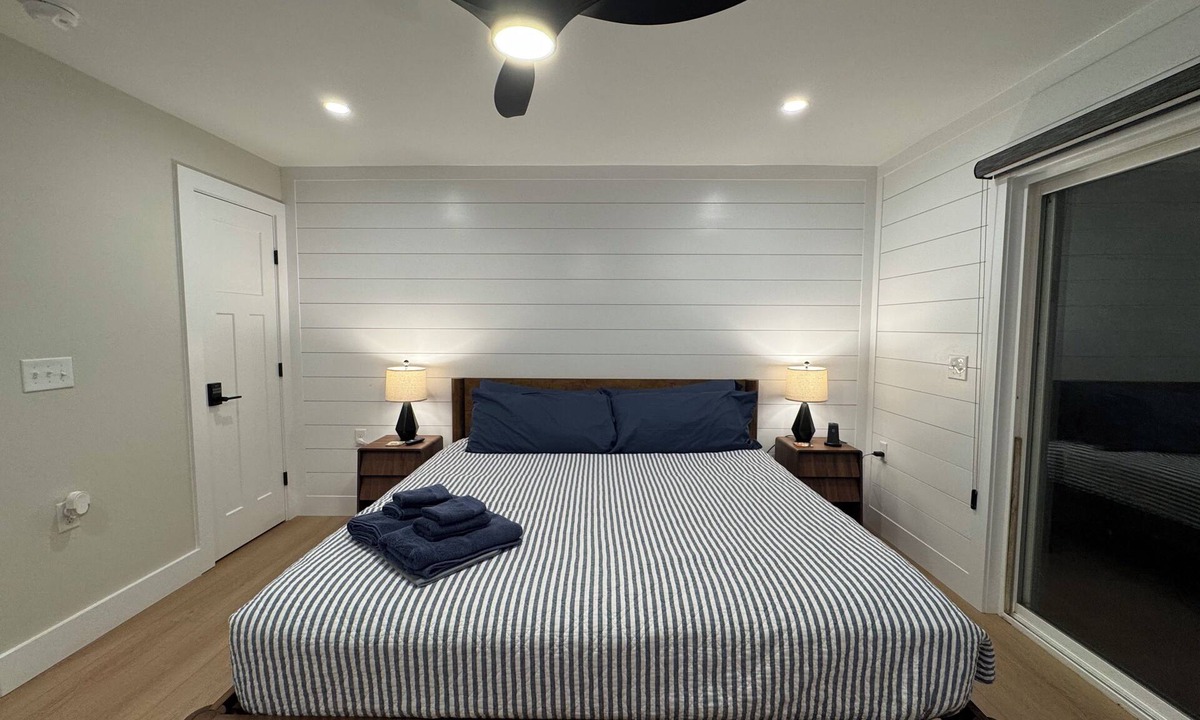 Rehoboth Beach Condo | Ocean Block Condo Just A Short Walk From Everything Rehoboth Has To Offer!