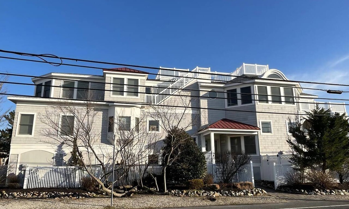 Beach Haven Terrace House | OCEAN BLOCK IN BEACH HAVEN
