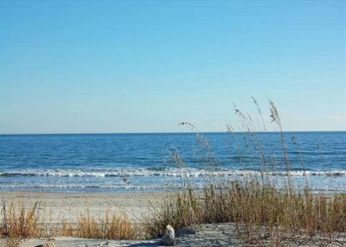 North Myrtle Beach House | Ocean View Villas- First Floor Ocean Front Condo