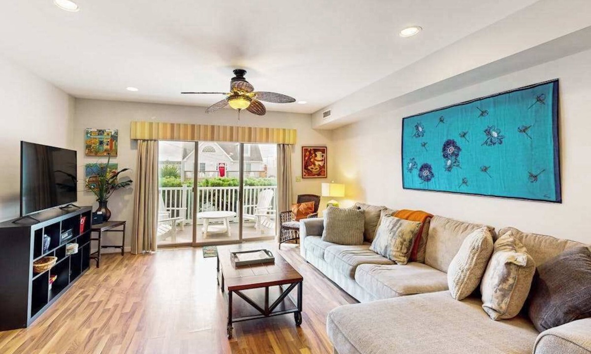 Dewey Beach Condo | Oceans Reach pet friendly spacious condo with free WIFI