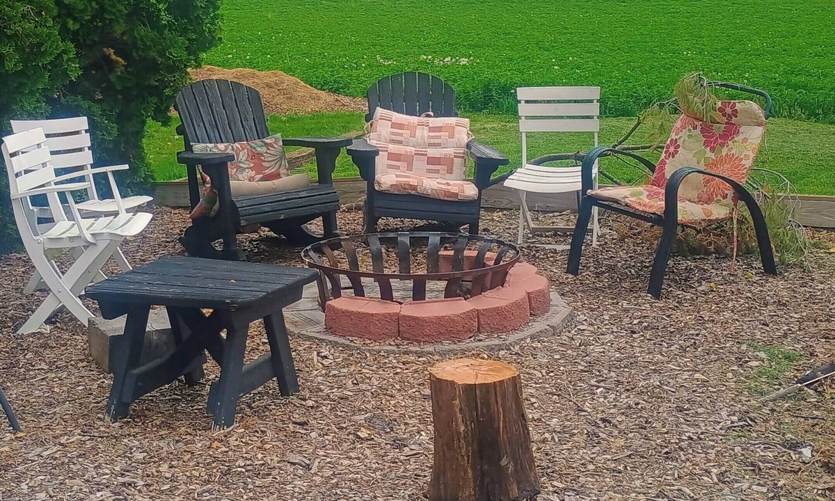 Gap House | Old Farmhouse/Available Horse And Buggy Rides/Fire pit/Waterslides