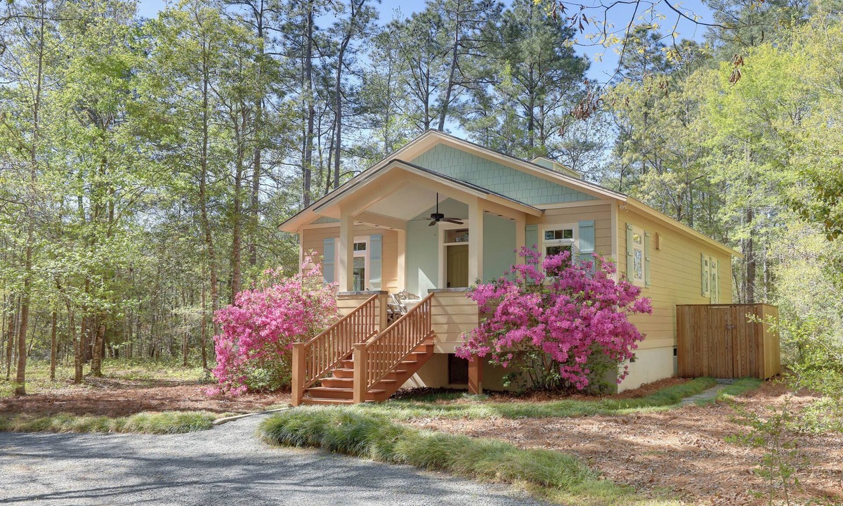 Craven County House | On-Site Creek! Peaceful Wooded Retreat in Havelock