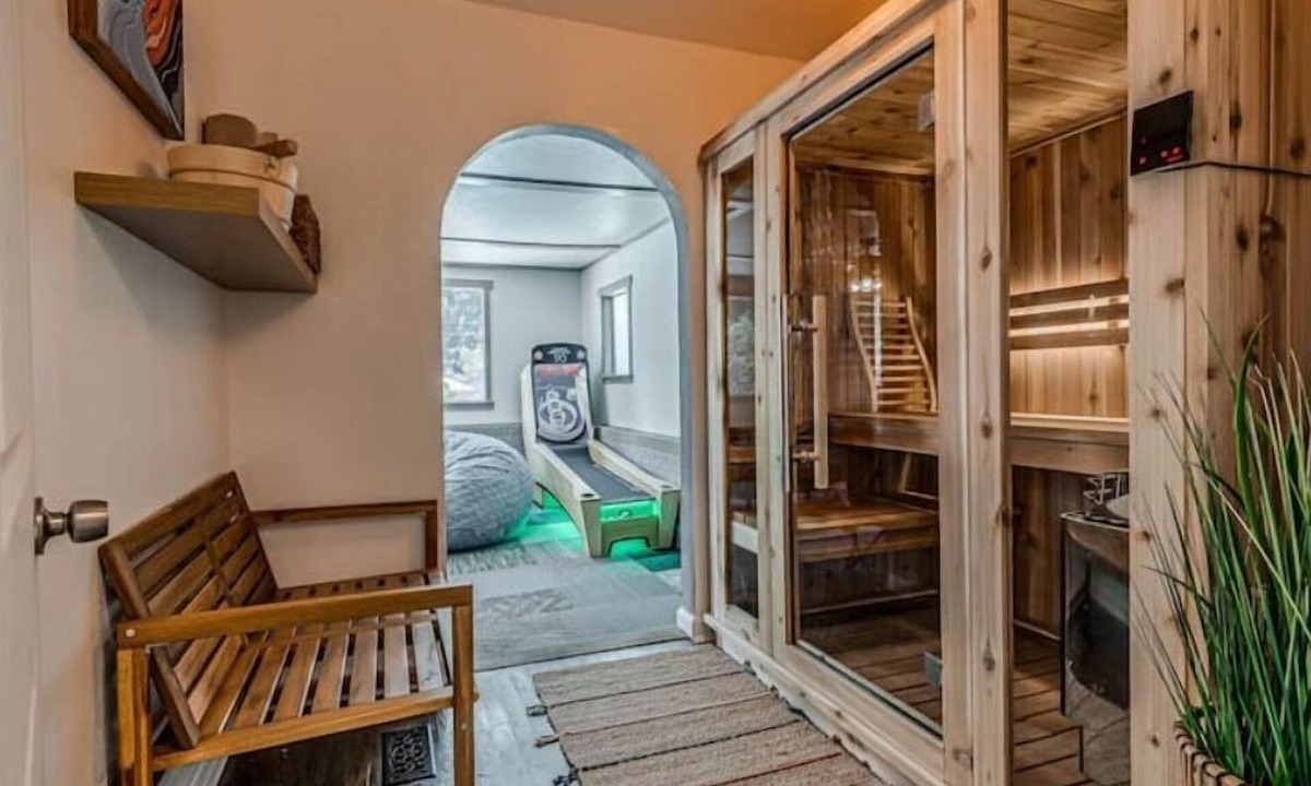 Tulsa House | Our family would love to share our house with you!