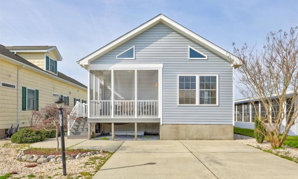 Montego Bay House | Oyster Lane 103 by Seaside Vacations & Sales