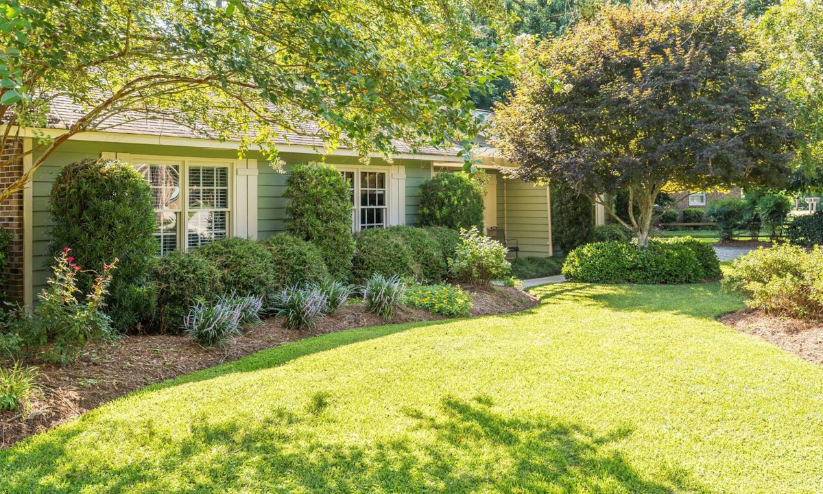 Kings Grant House | Patio & Outdoor Shower│Private│3BR - Family Home in the middle of Wilmington
