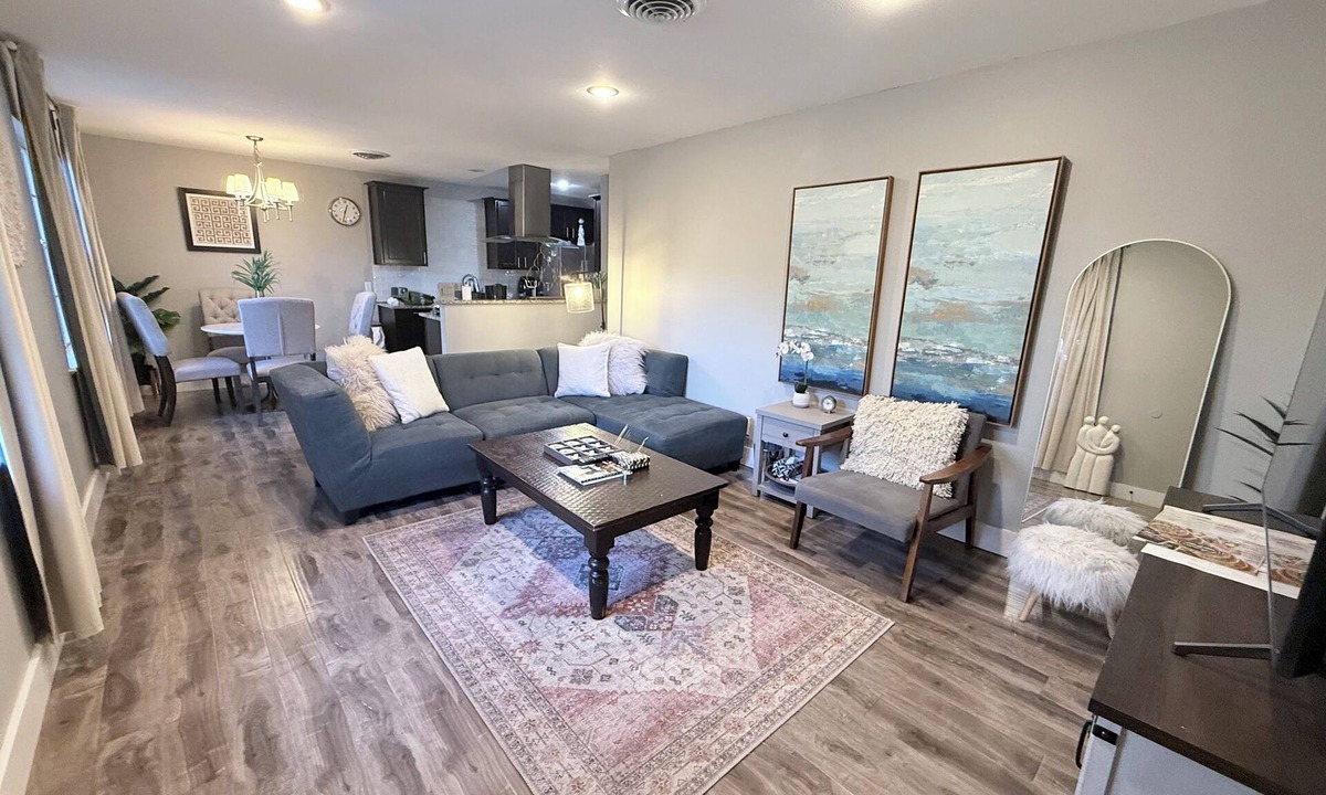 Windsor Park House | Peaceful Austin Retreat, Patio, Near Downtown & UT