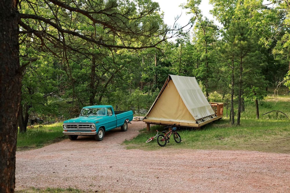 Hermosa Cabin | Peaceful Forest Glamping Retreat Near the Black Hills, Hermosa, South Dakota