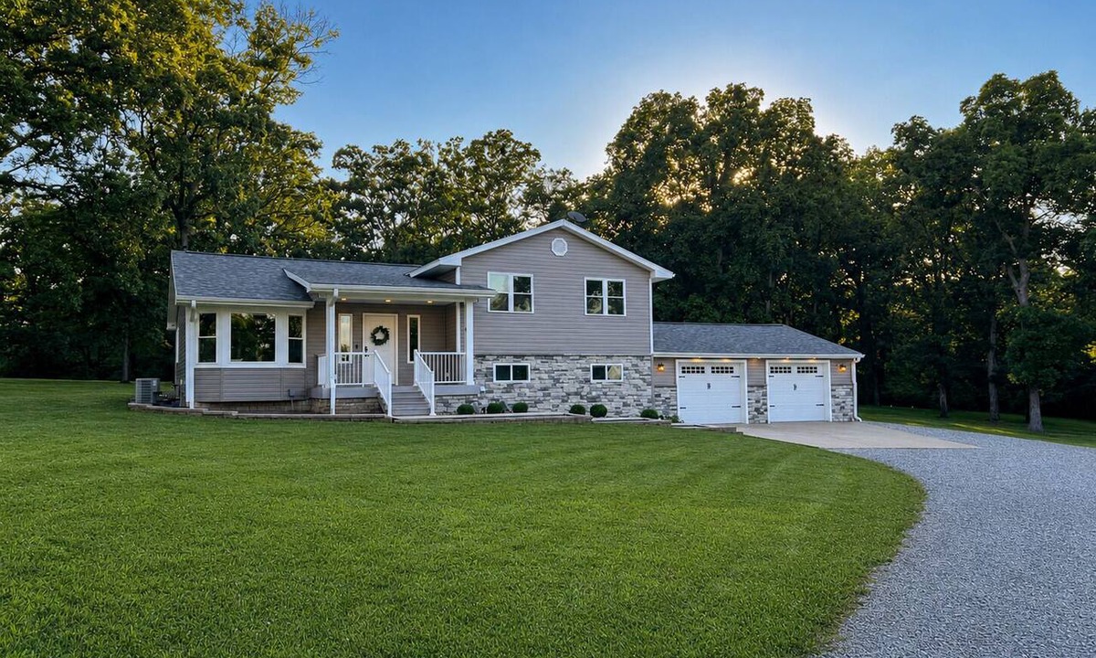 Sedalia House | Peaceful Woodland Retreat - Spacious Home on 5 Acres