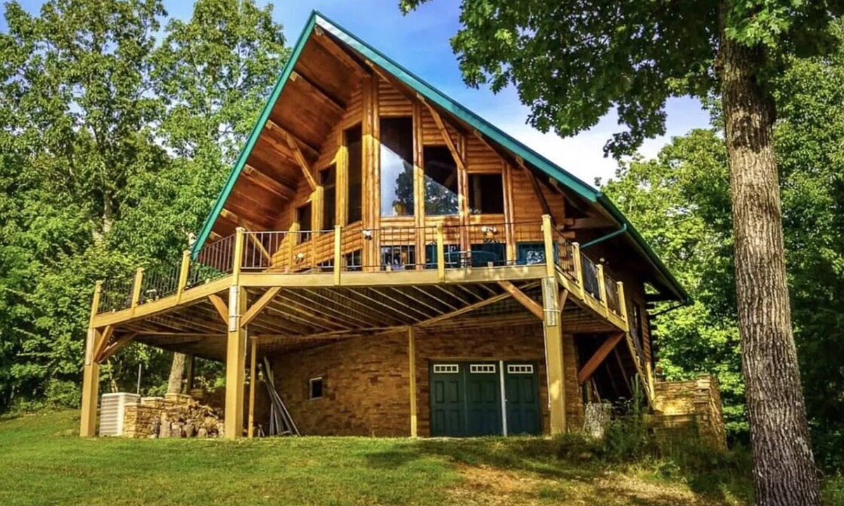 Pelham Cabin | Pelham Pointe Mountaintop Cabin - Incredible Panoramic Bluff View!
