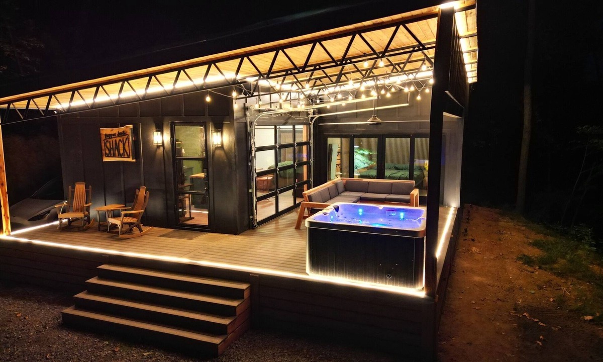 Newport House | Pepper Jack Shack: Your Cozy Mountain Retreat