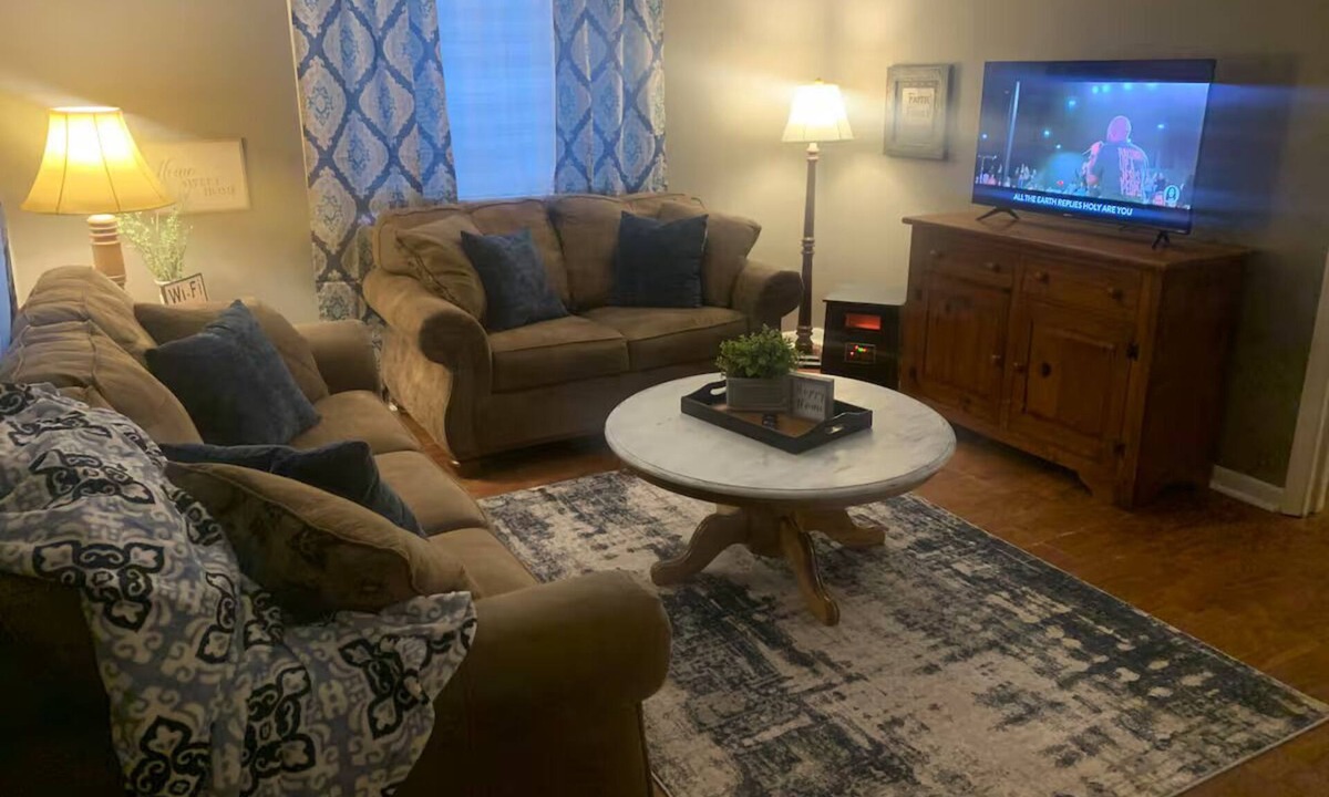 Scottsbluff Apartment | Perfect 2-bedroom apartment with AC in quaint Scottsbluff