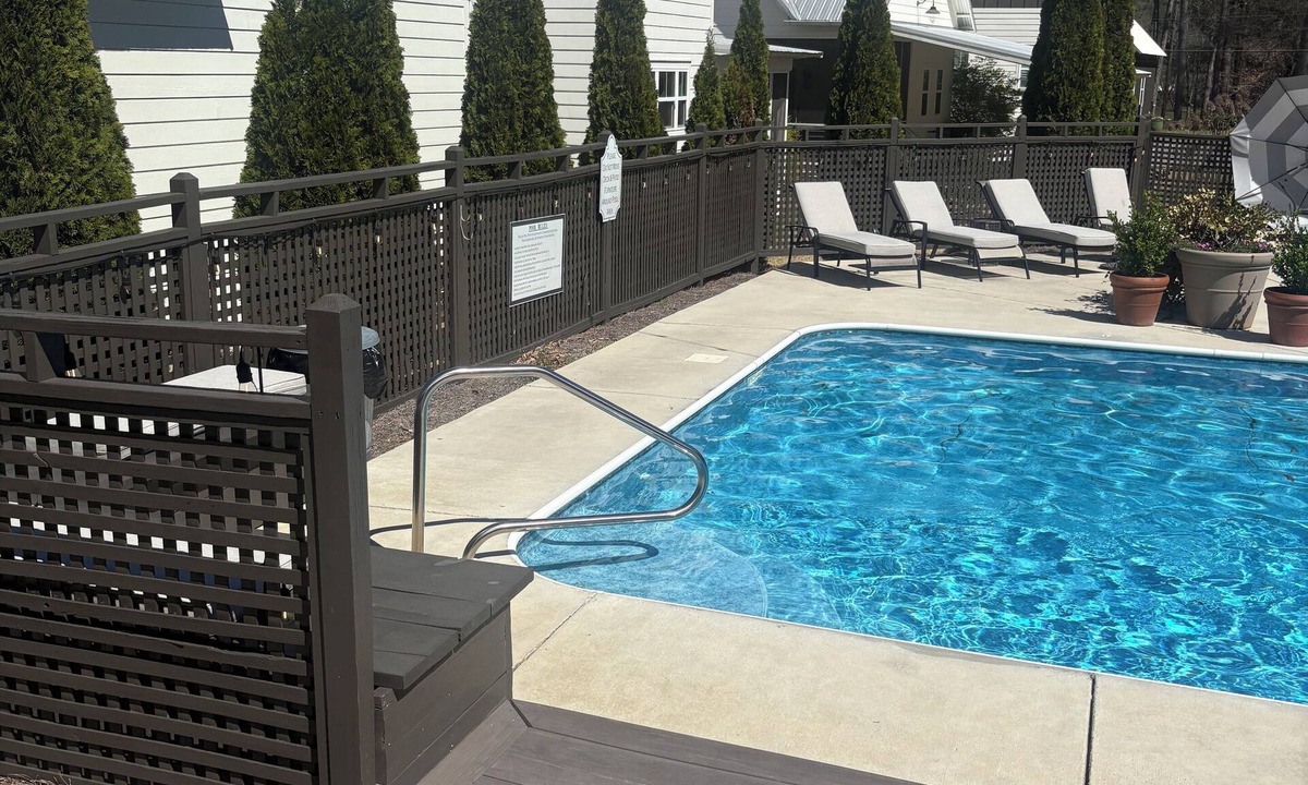 Guntersville Cottage | Perfect 2-bedroom cottage with AC in beautiful Lake Guntersville
