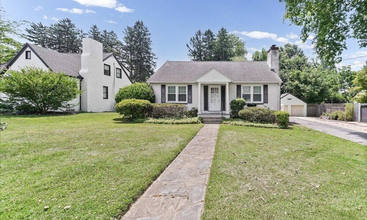West Chester House | Perfect 3-bedroom house with AC in quaint West Chester