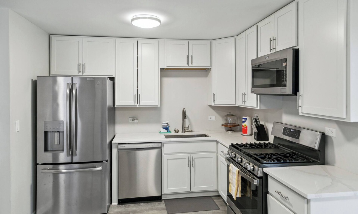 Libertyville House | Perfect for Large Families