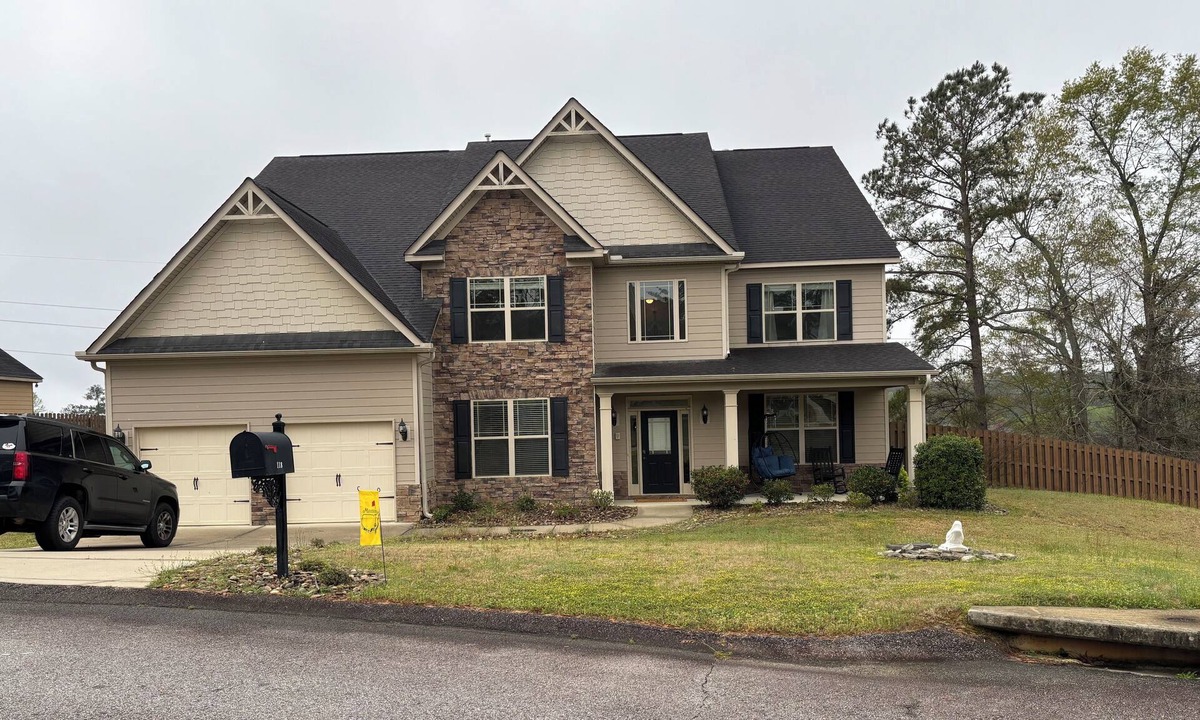 Aiken House | Perfect for Masters Spacious 5-Bedroom House