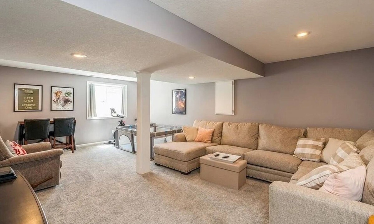 Saylorville House | Pet-Friendly Ankeny Getaway Near Adventureland