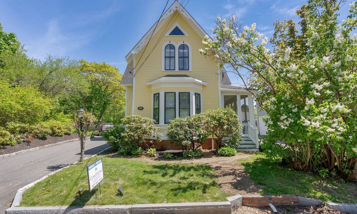 Kennebunkport House | Pet Friendly- Half a Mile to Downtown Dock-Square!
