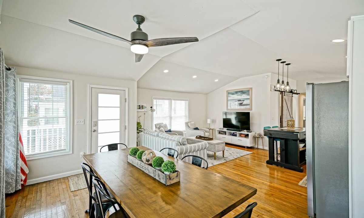 Milford House | Pets Welcome! Modern Cottage + Screened-In Deck, Steps from the Beach