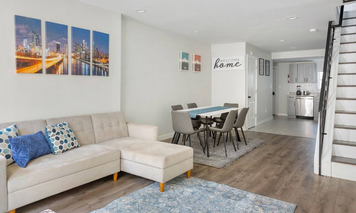 South Philadelphia House | Philly Historic Townhome near PENN & CHOP